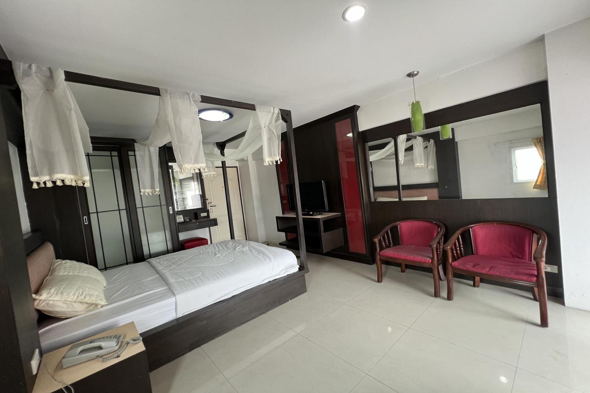 Phongsathon Mansion อพาร์ทเม้น *